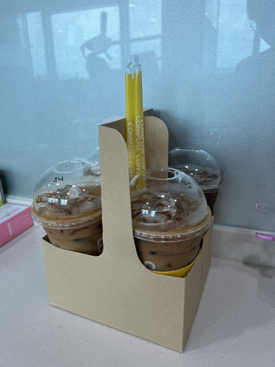 컴포즈커피 익산동산점 이미지