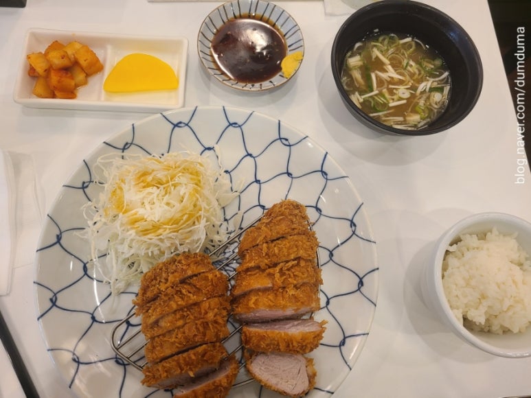 본가츠 이미지