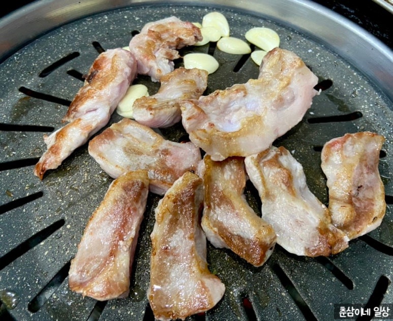 꿀꿀이뒷고기 이미지