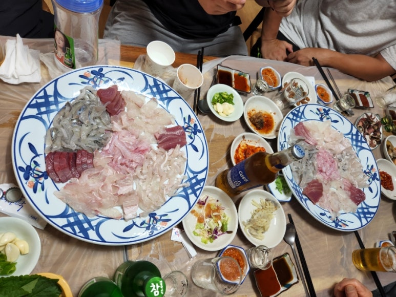 연수횟집 이미지
