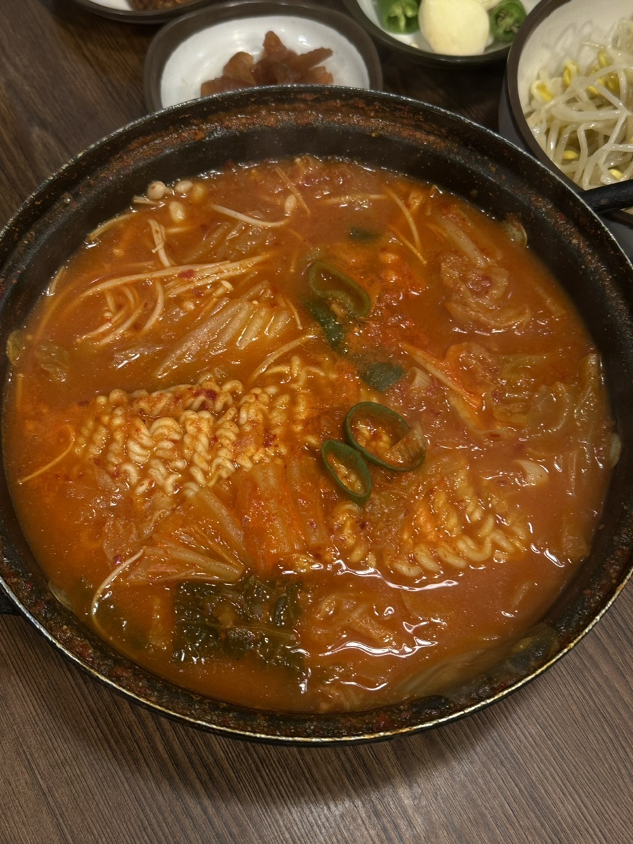 일산고추장삼겹살(주엽점) 이미지
