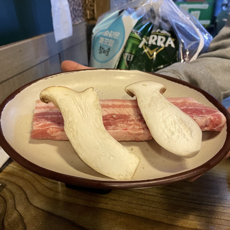 야생고기집 이미지
