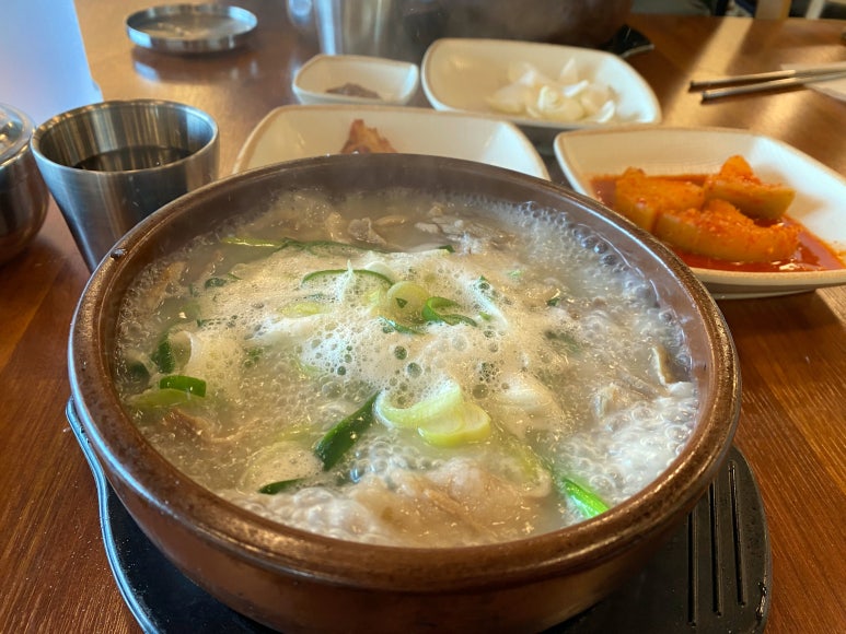 박세국 순대국 이미지