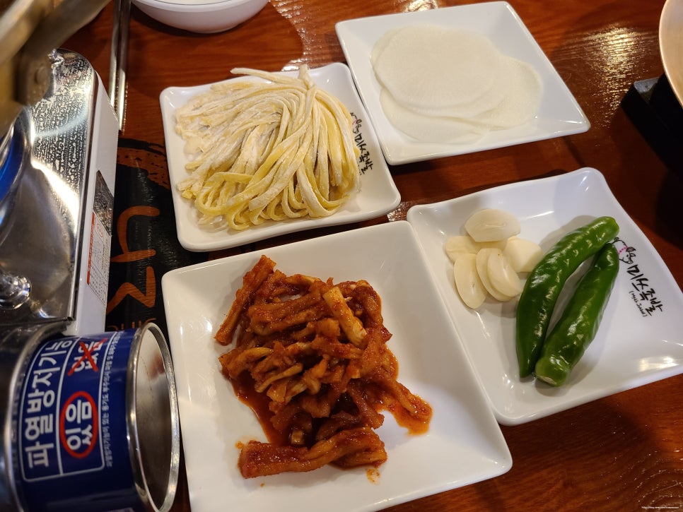 미쓰족발덕천점 이미지