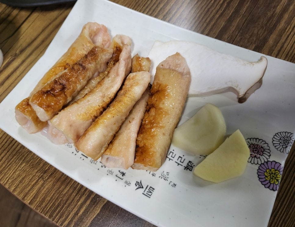 충무아나고참숯불막창 이미지