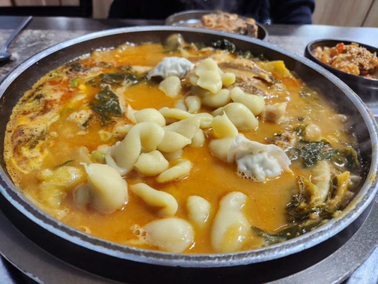 금산본감자탕 이미지