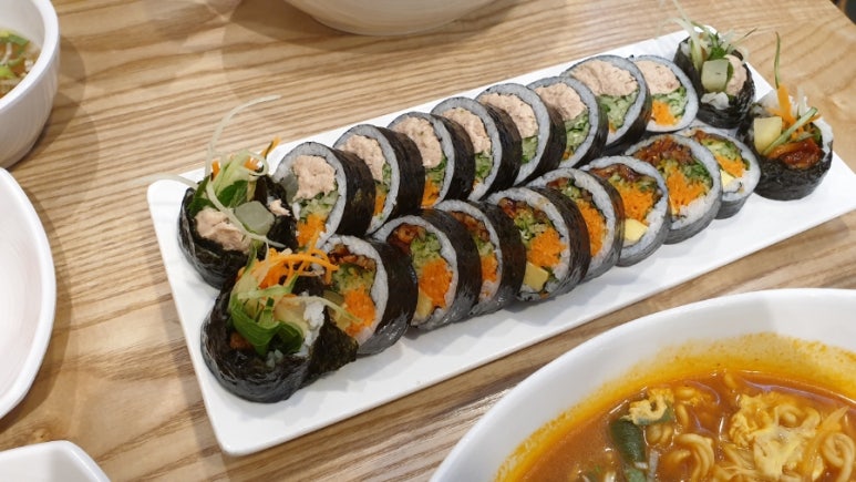 얌샘김밥용인 이미지