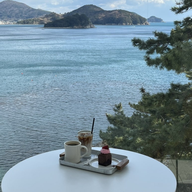 카페산바다 이미지