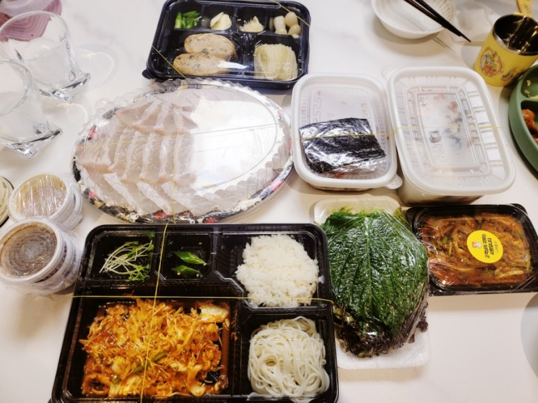 다복식탁 이미지