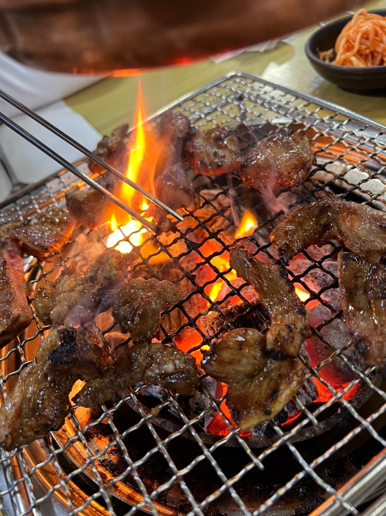 명동돼지한마리 이미지