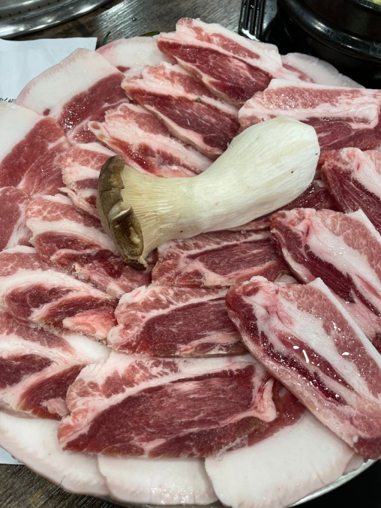 약돌참숯뒷고기 이미지