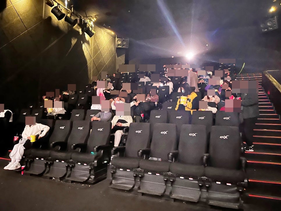 CGV서면 4DX관 이미지