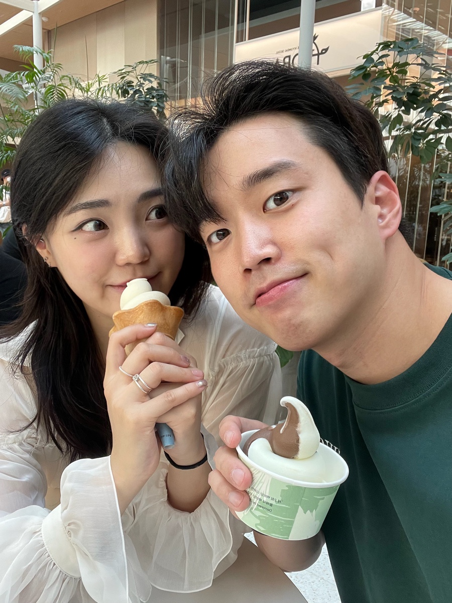 챙겨주는 사람 이미지