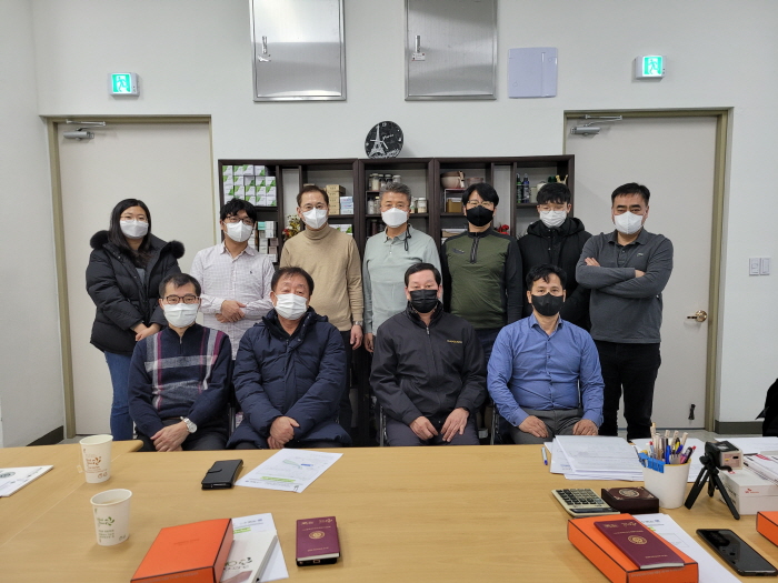 (주)디앤에프 이미지