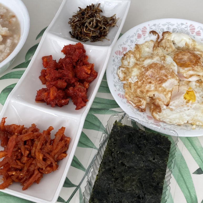 반찬하는엄마야식 이미지