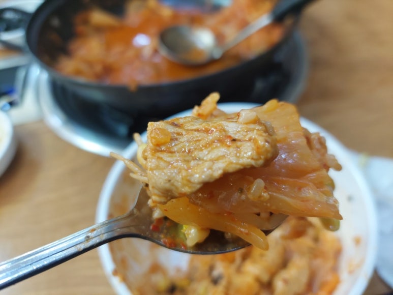 잔치마당통돼지볶음 이미지