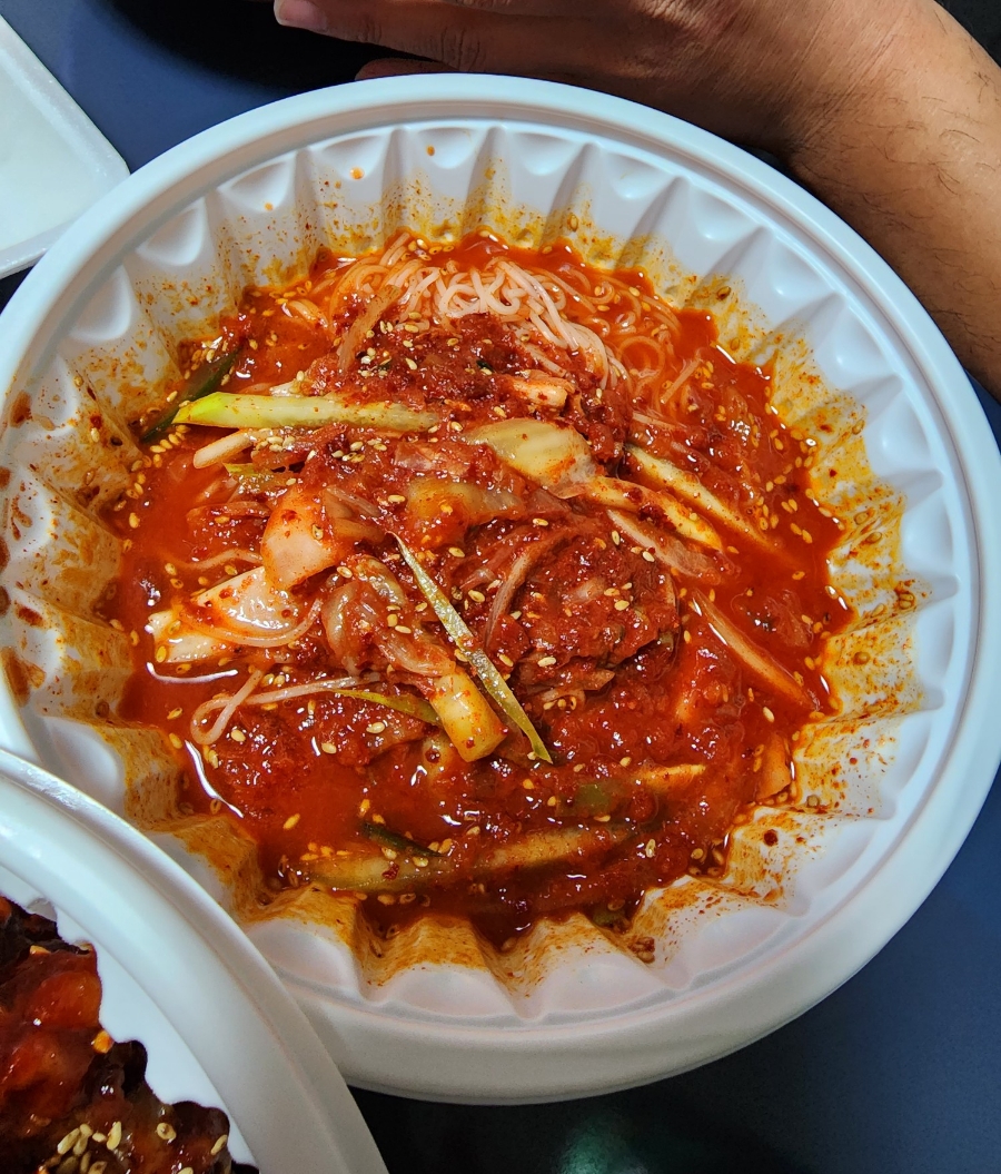 동원매운족발 이미지