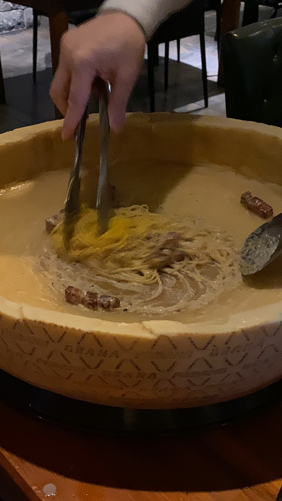 윤스블리 이미지