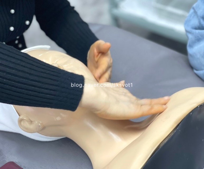 리타임뷰티학원 이미지