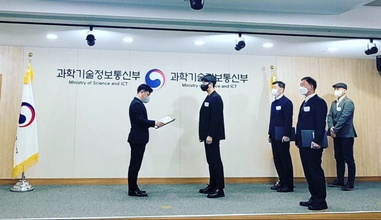 아토머스(주) 이미지