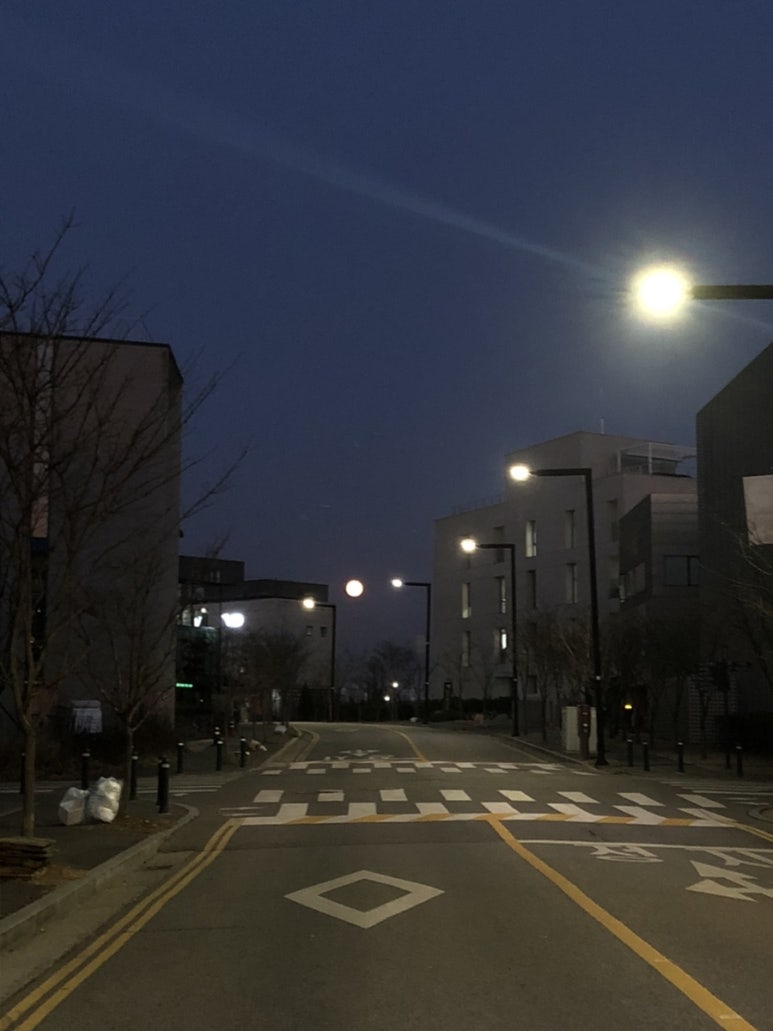 8크 이미지