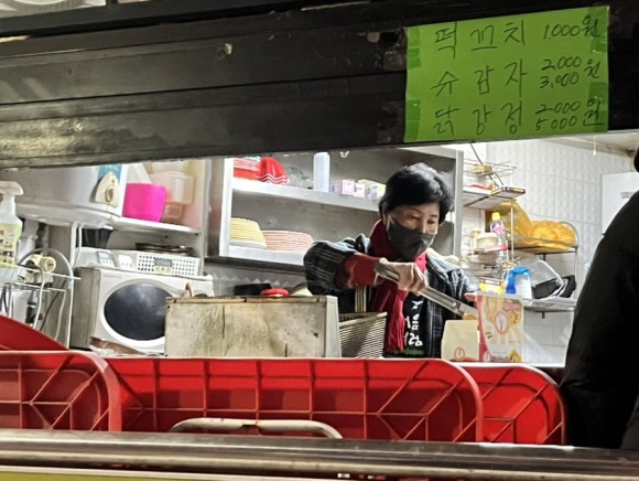 모꼬치킨 이미지
