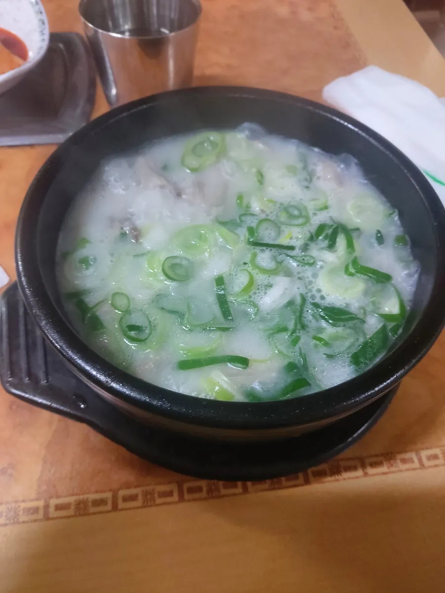 아바이순대국 이미지