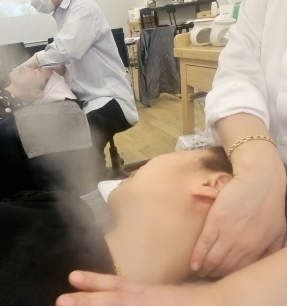아미유토탈뷰티 이미지