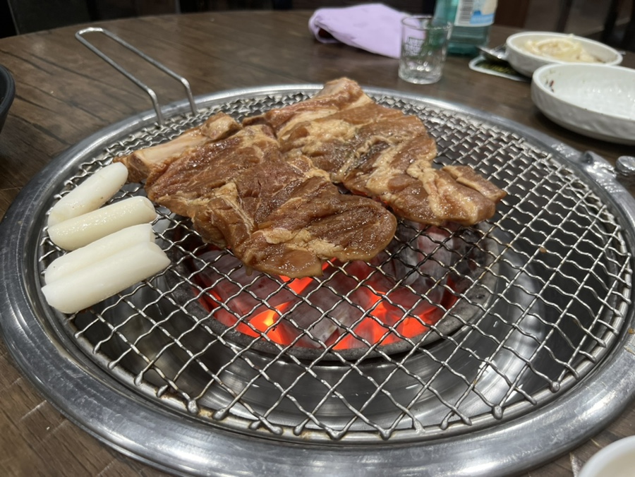 황돈참숯갈비 이미지