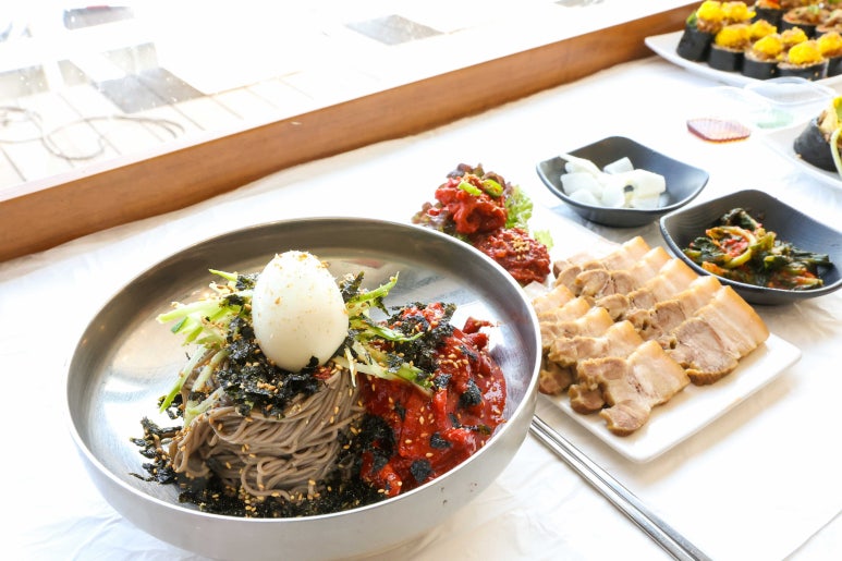 메밀골막국수 이미지