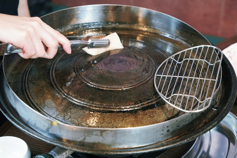고부돈솥뚜껑구이 이미지