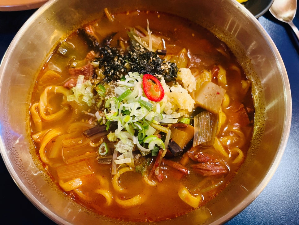 모모국수 이미지