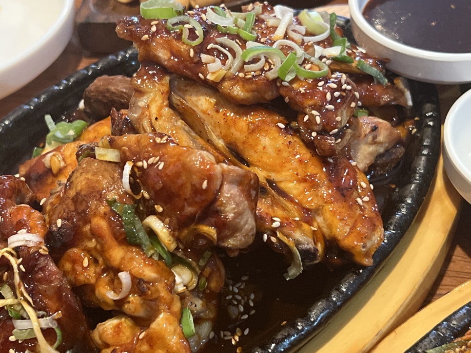 불로만치킨바베큐 이미지
