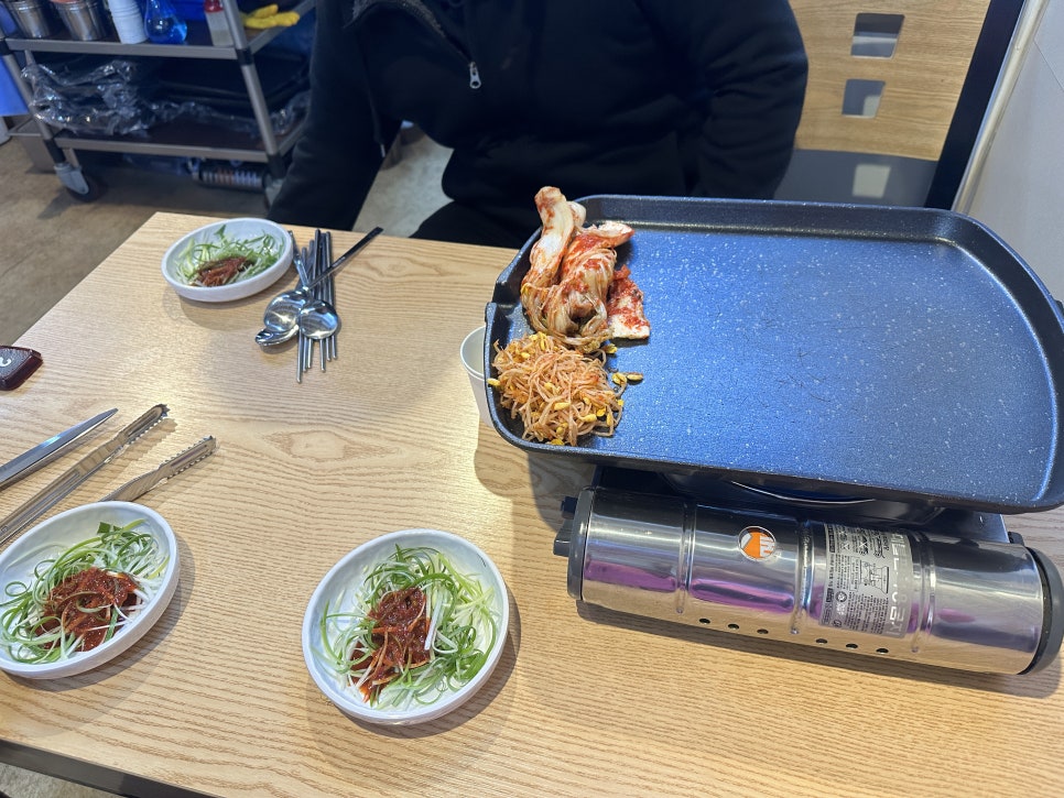 부엉이대패삼겹살 이미지