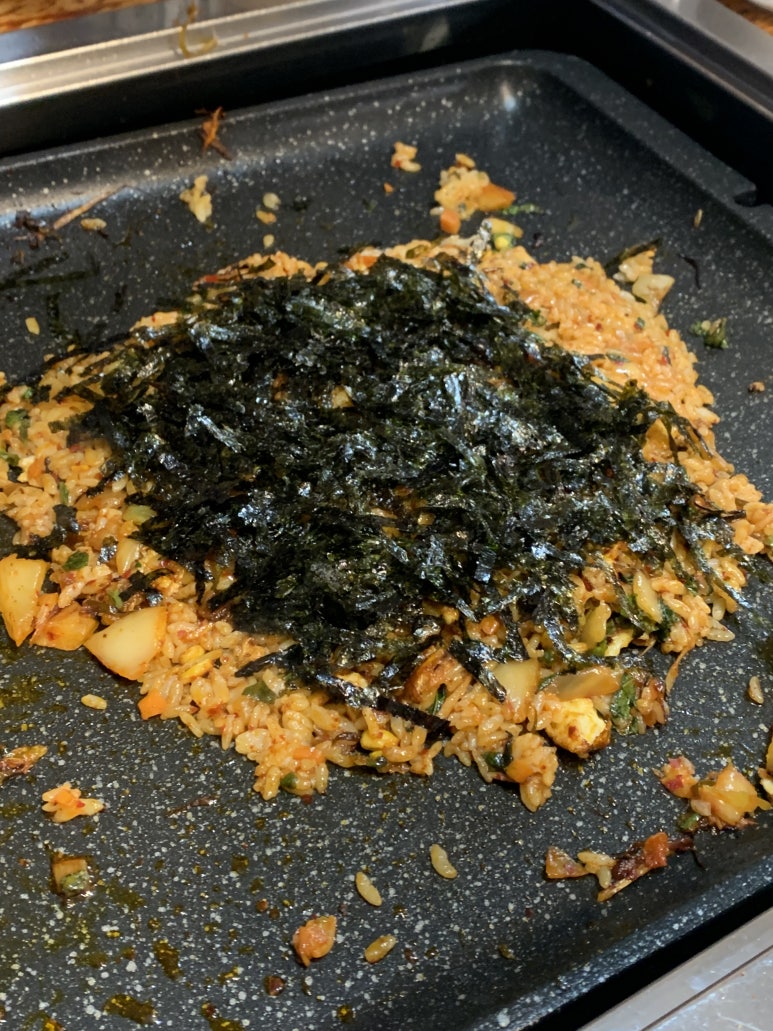 통통돌판생삼겹살 이미지