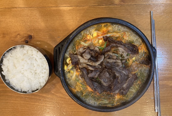 차돌이해장국 이미지
