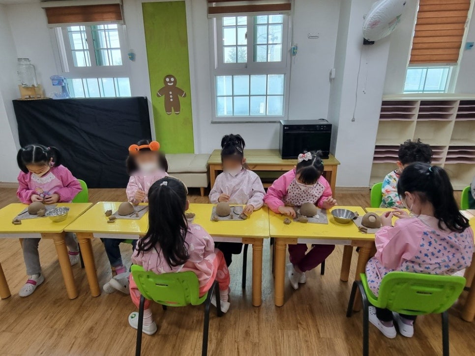 달에서온토끼 이미지