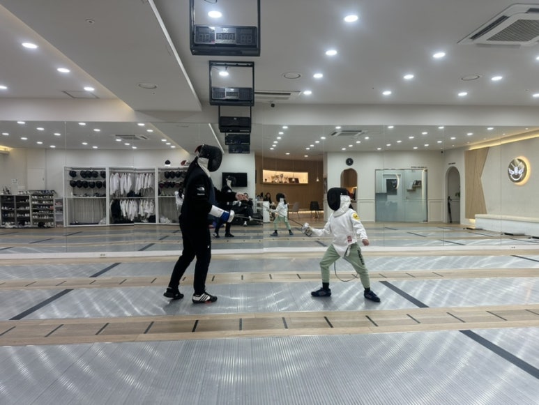 신아람펜싱클럽 이미지
