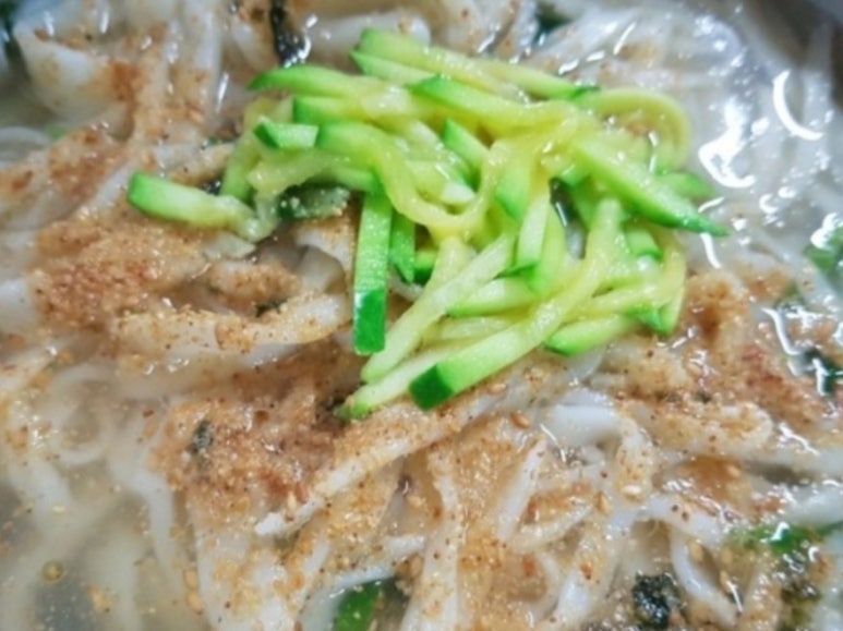 유명손칼국수 이미지