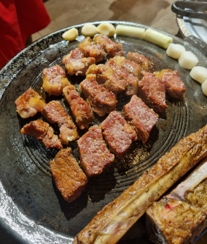 더육향 이미지