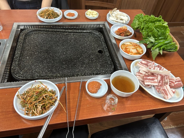 흥일정육점 이미지
