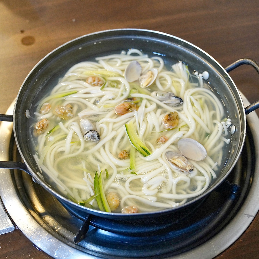 유가네칼국수 이미지