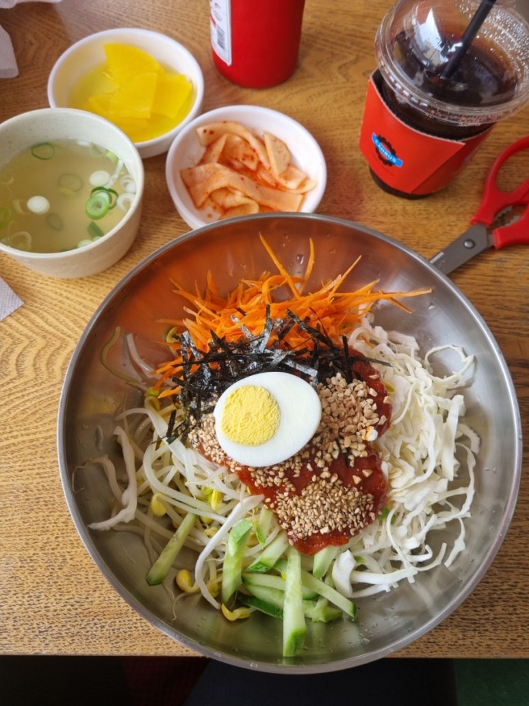 주먹쫄면 이미지