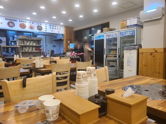 장모묵은지흑돼지찌개 이미지