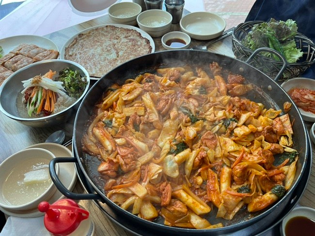 산촌식당 이미지