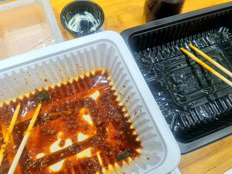 치먹숯불두마리치킨 이미지