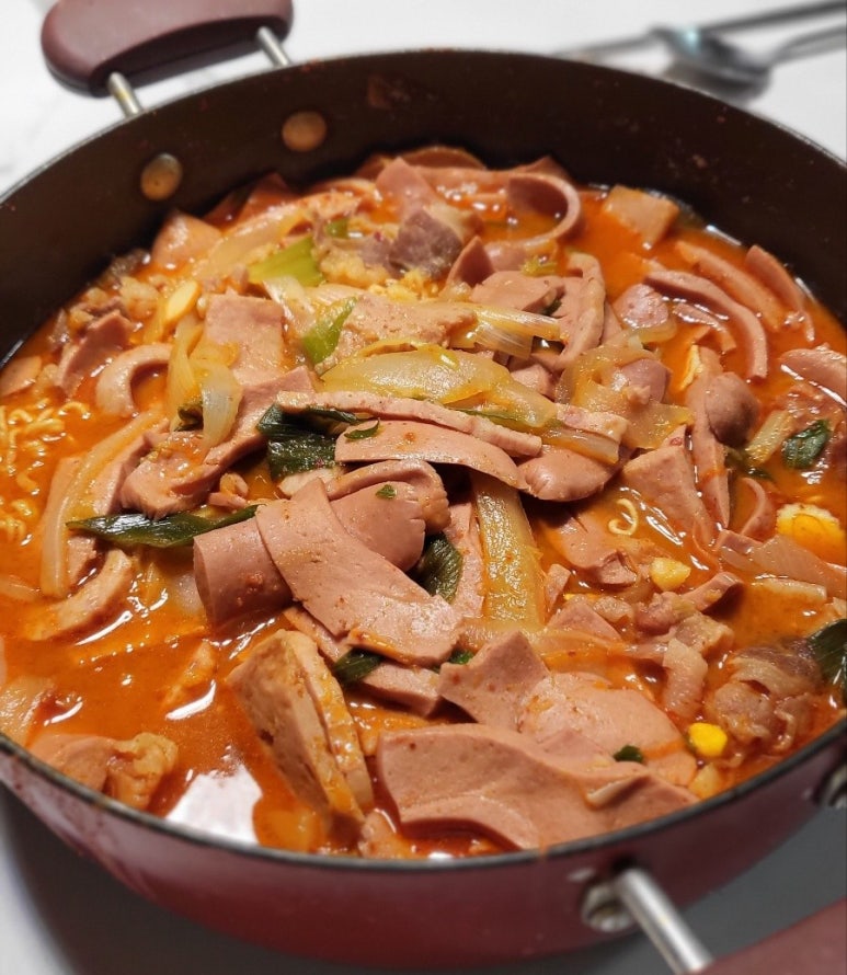 왕부대찌개 이미지