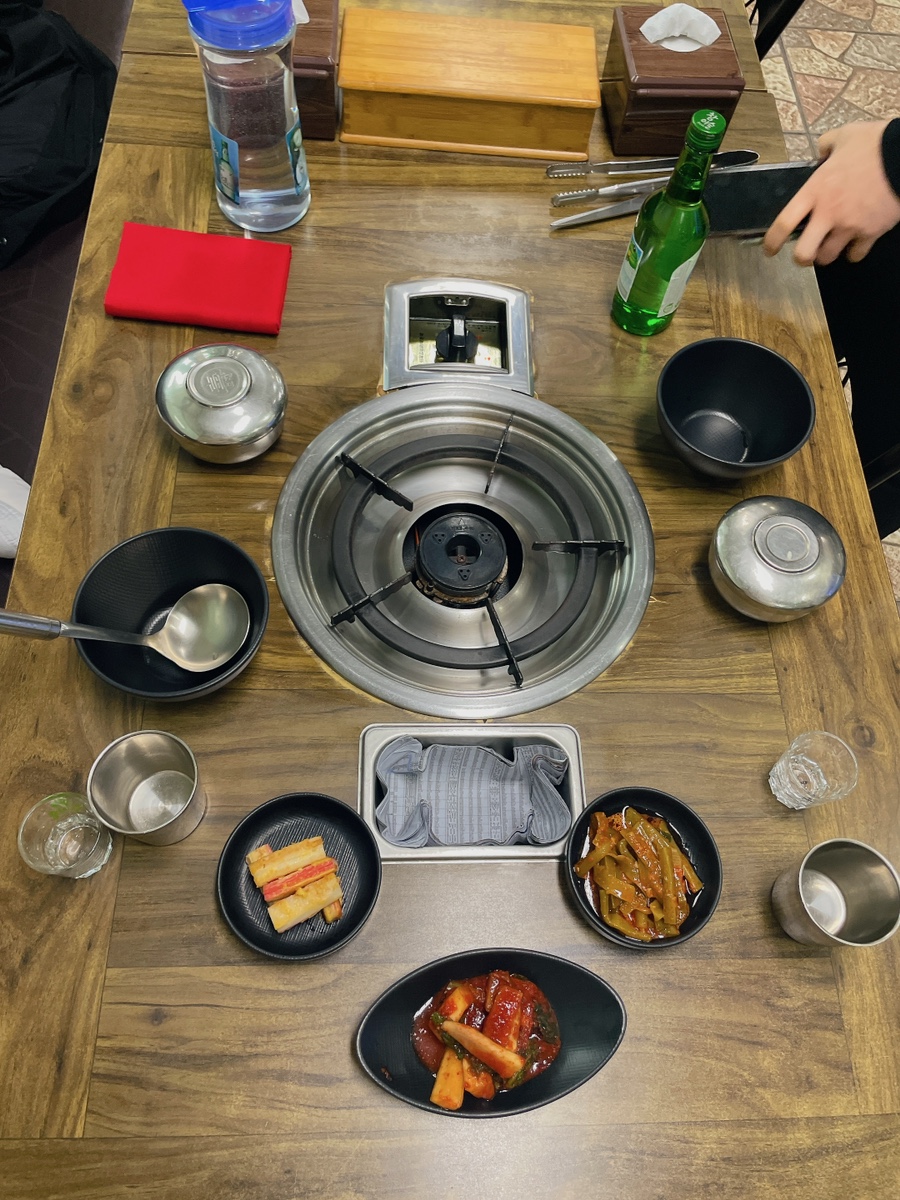 무쇠솥통돼지김치찌개 이미지