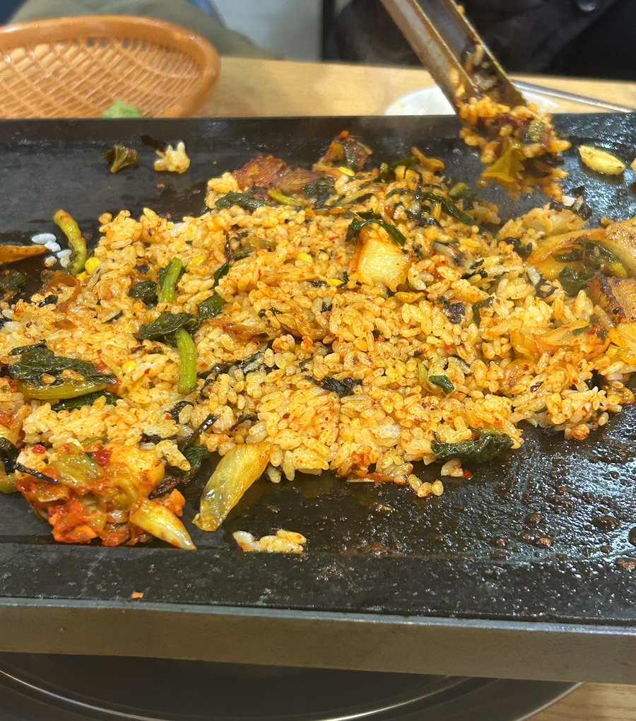 자연석돌구이생삼겹살한우 이미지