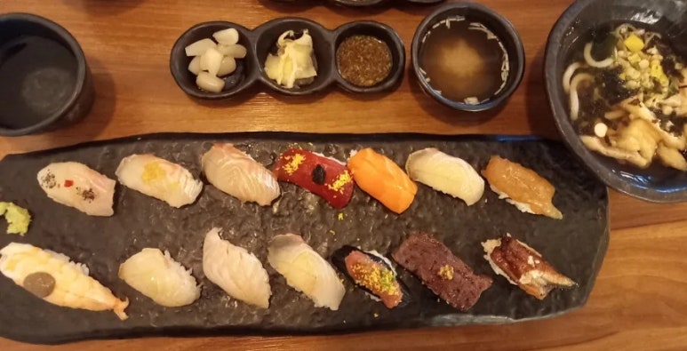 꽃스시 이미지